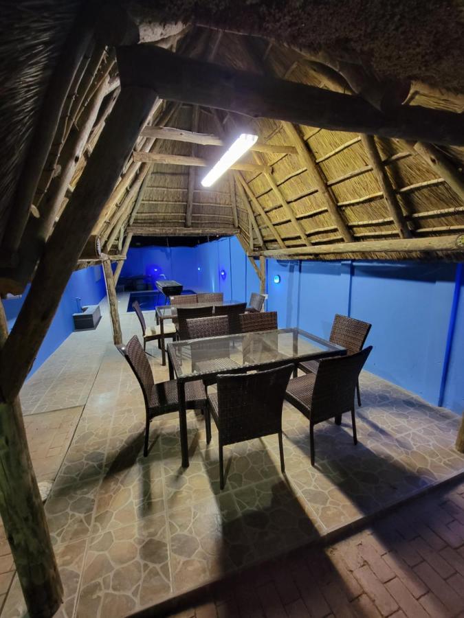 La-Nuel Guest Lodge بوكسبرغ المظهر الخارجي الصورة