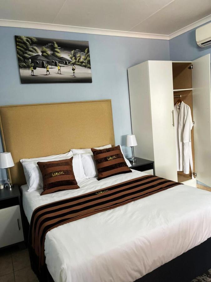 La-Nuel Guest Lodge بوكسبرغ المظهر الخارجي الصورة