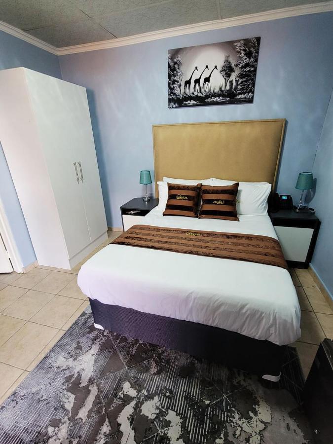 La-Nuel Guest Lodge بوكسبرغ المظهر الخارجي الصورة