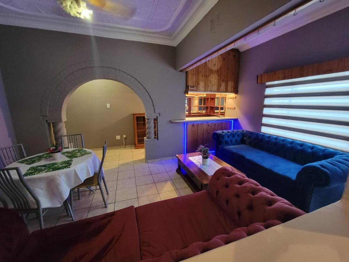 La-Nuel Guest Lodge بوكسبرغ المظهر الخارجي الصورة